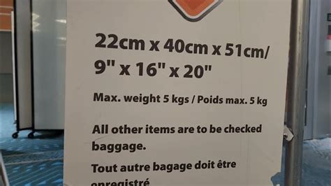 sunwing carry on baggage allowance